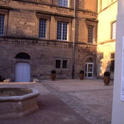 © Château  de Roussillon - <em>en marge</em>