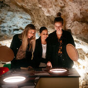 © Antikes Theater in Orange - <em>Théâtre Antique EDEIS</em>