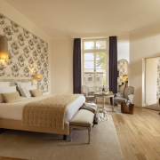 © Hôtel - Restaurant - Spa Château les Oliviers de Salettes - <em>Château Les Oliviers de Salettes</em>