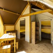 © Village Nature Zen - Camping la Turelure_Uzer - <em>©Village Nature Zen - Camping La Turelure</em>