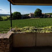 © Le chêne - Feriendorf Le Serre de Pierre - <em>Gîtes de France</em>