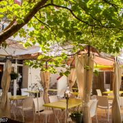 © Hôtel Auberge de la Couronne - <em>©M.Rissoan-ADT07-COPIE INTERDITE</em>