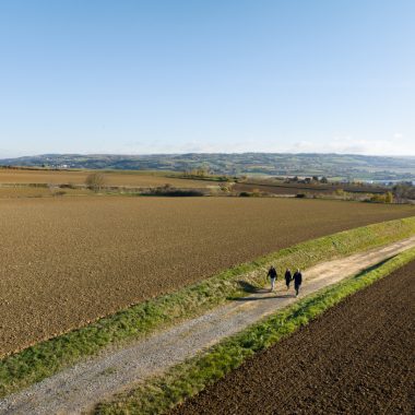 © Wanderung: zwischen Ebenen und Hügeln, die Kapelle Saint-Mamert_Chonas-l'Amballan - <em>Instapades Studio</em>