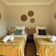 © Mas de Veyras - les micocouliers - <em>Mas de Veyras</em>