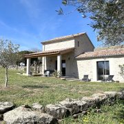 © Mas de Veyras - les châtaigniers - <em>Mas de Veyras - Les Châtaigniers</em>