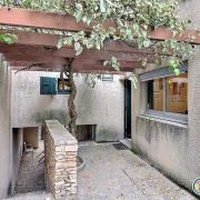 © Le chêne - Feriendorf Le Serre de Pierre - <em>Gîtes de France</em>