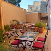 © Hotel Les Arcades - Le Lion d'Or - <em>Copyright: (C) 2025 Debray</em>