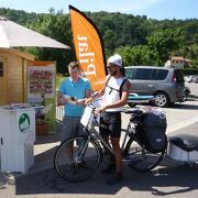 © Point d'information de ViaRhôna à Saint-Cyr-sur-le-Rhône - <em>MT Pilat - Géraldine JUGESSUR</em>
