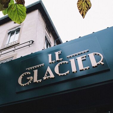 © Le Glacier - <em>Le Grand Café Glacier</em>